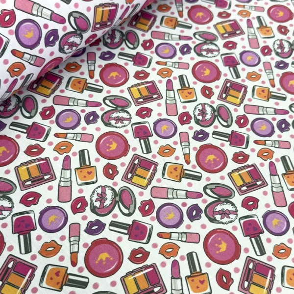 tela tokio labiales barniz fondo blanco estampado maquillaje