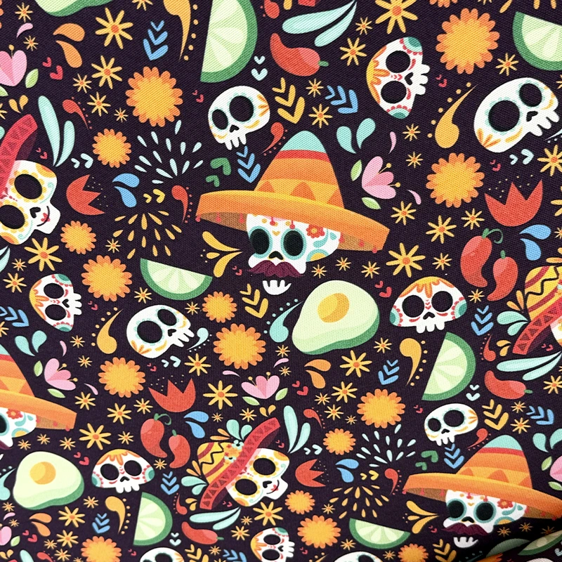 Genova 170 Calaveritas de Azúcar Negro con calaveras, flores y motivos mexicanos multicolor sobre fondo negro.